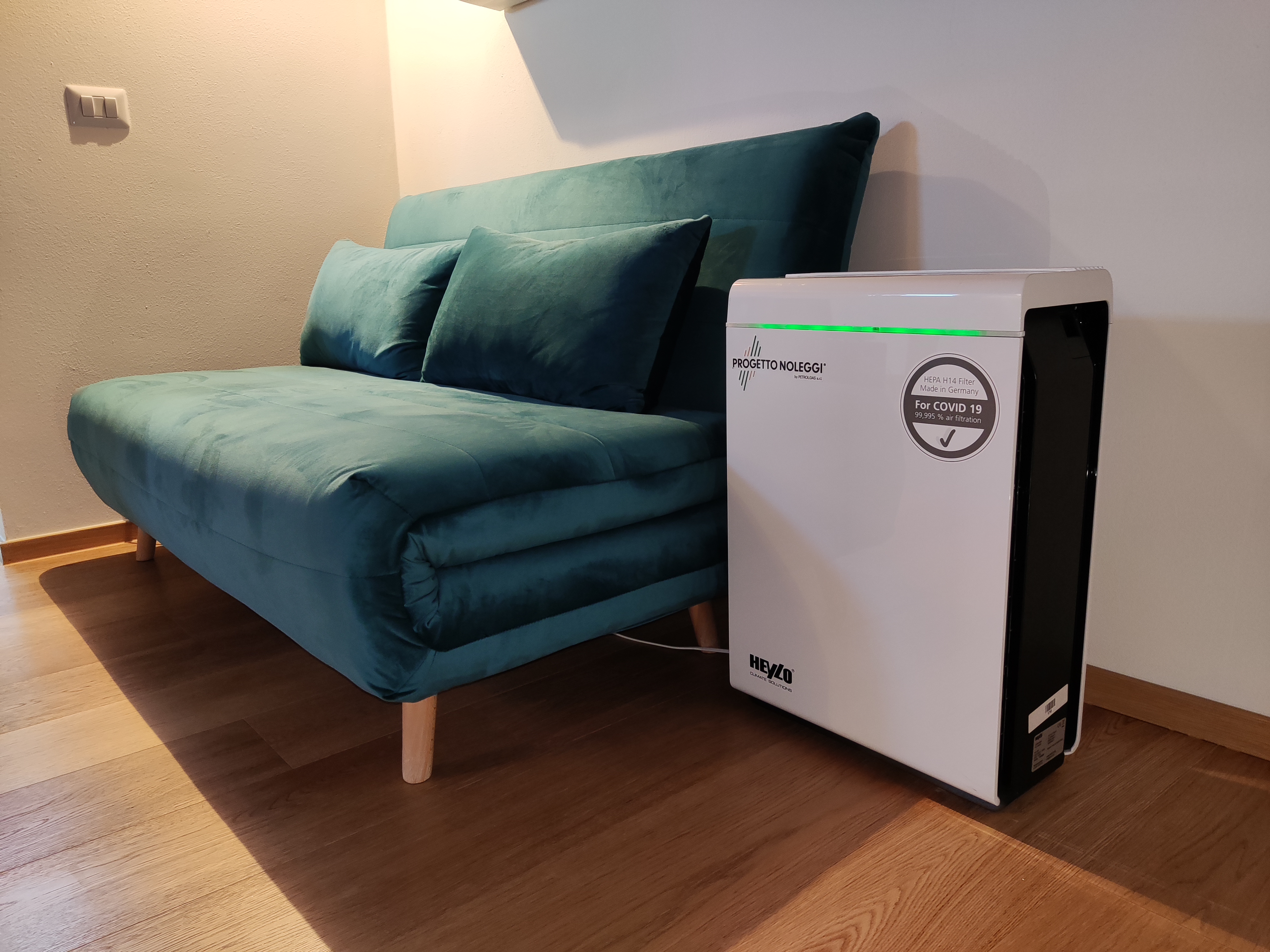 Depurare l’aria a casa e a lavoro da virus, inquinanti e odori? Mission possible con HEYLO HL 400 PLUS!