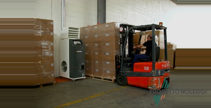 Riscaldamento industriale: come si progetta per avere la giusta temperatura negli edifici e nei magazzini. Mini guida Riscaldamento industriale: come si progetta per avere la giusta temperatura negli edifici e nei magazzini. Mini guida