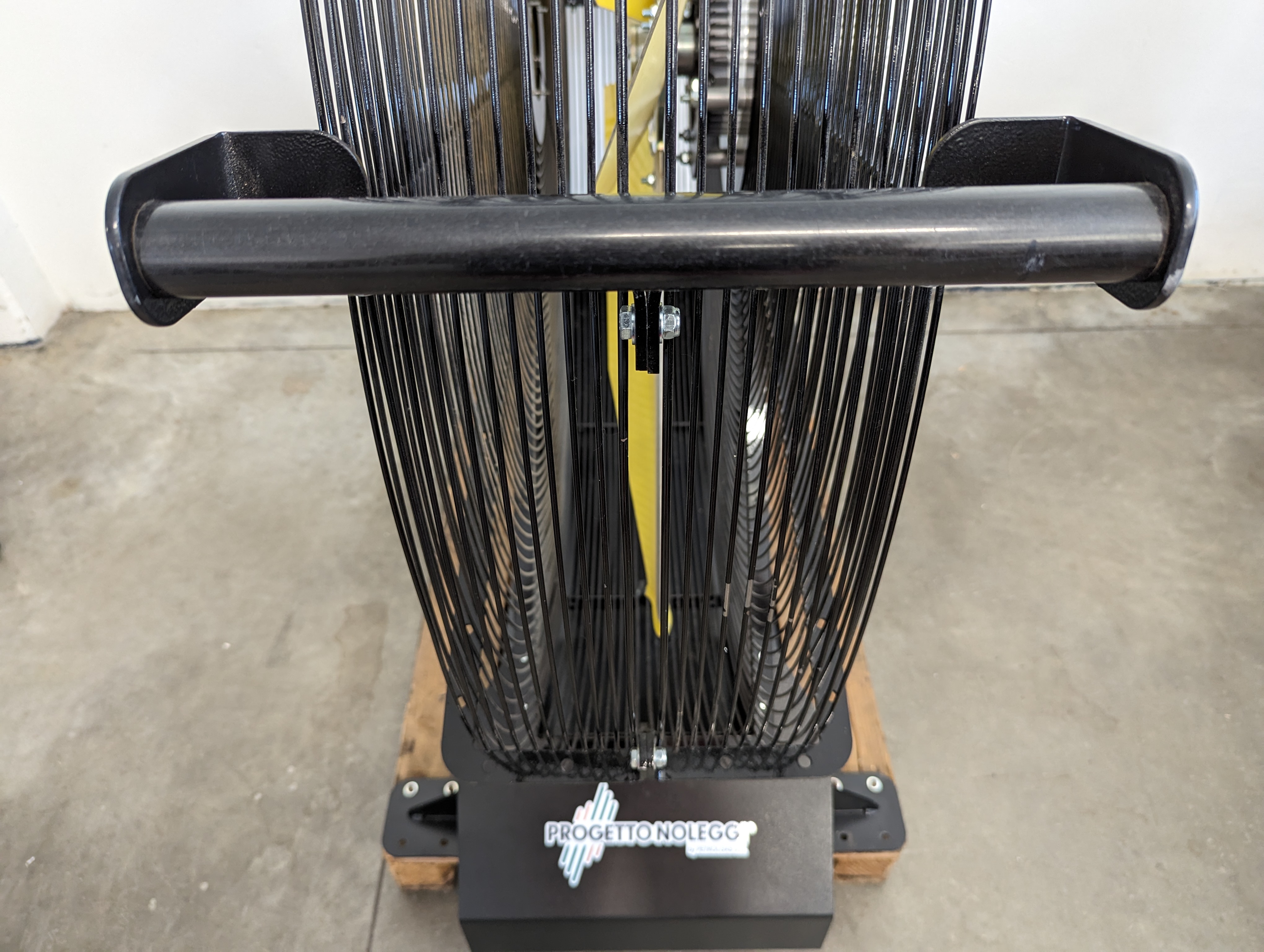 Grandi maniglie robuste per la movimentazione