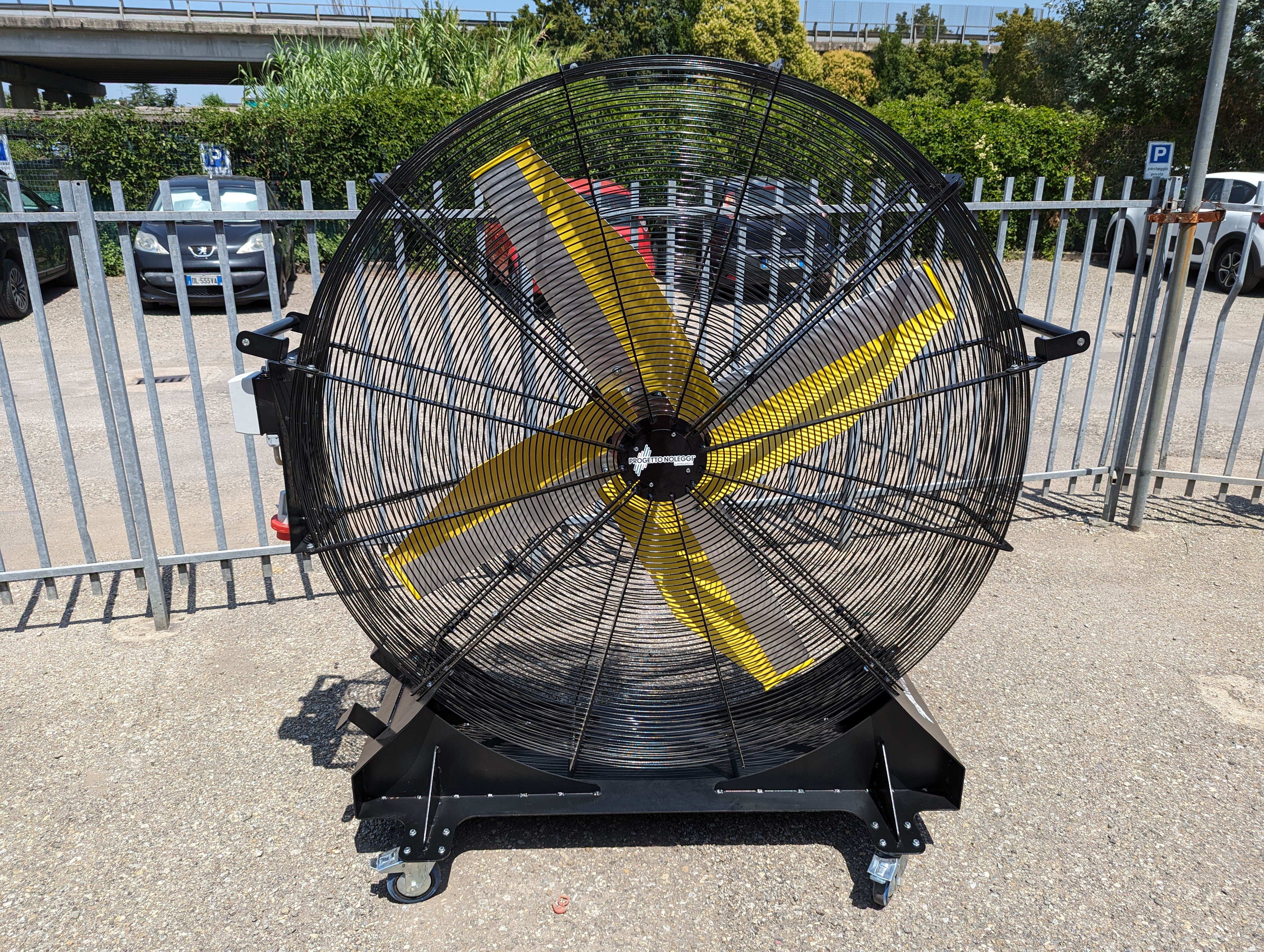 Ventilatore Gigante utilizzabile ancheall'aperto