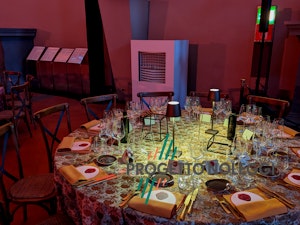 raffrescare il Salone dei Cinquecento a Firenze Progetto Noleggi raffrescare il Salone dei Cinquecento a Firenze Progetto Noleggi