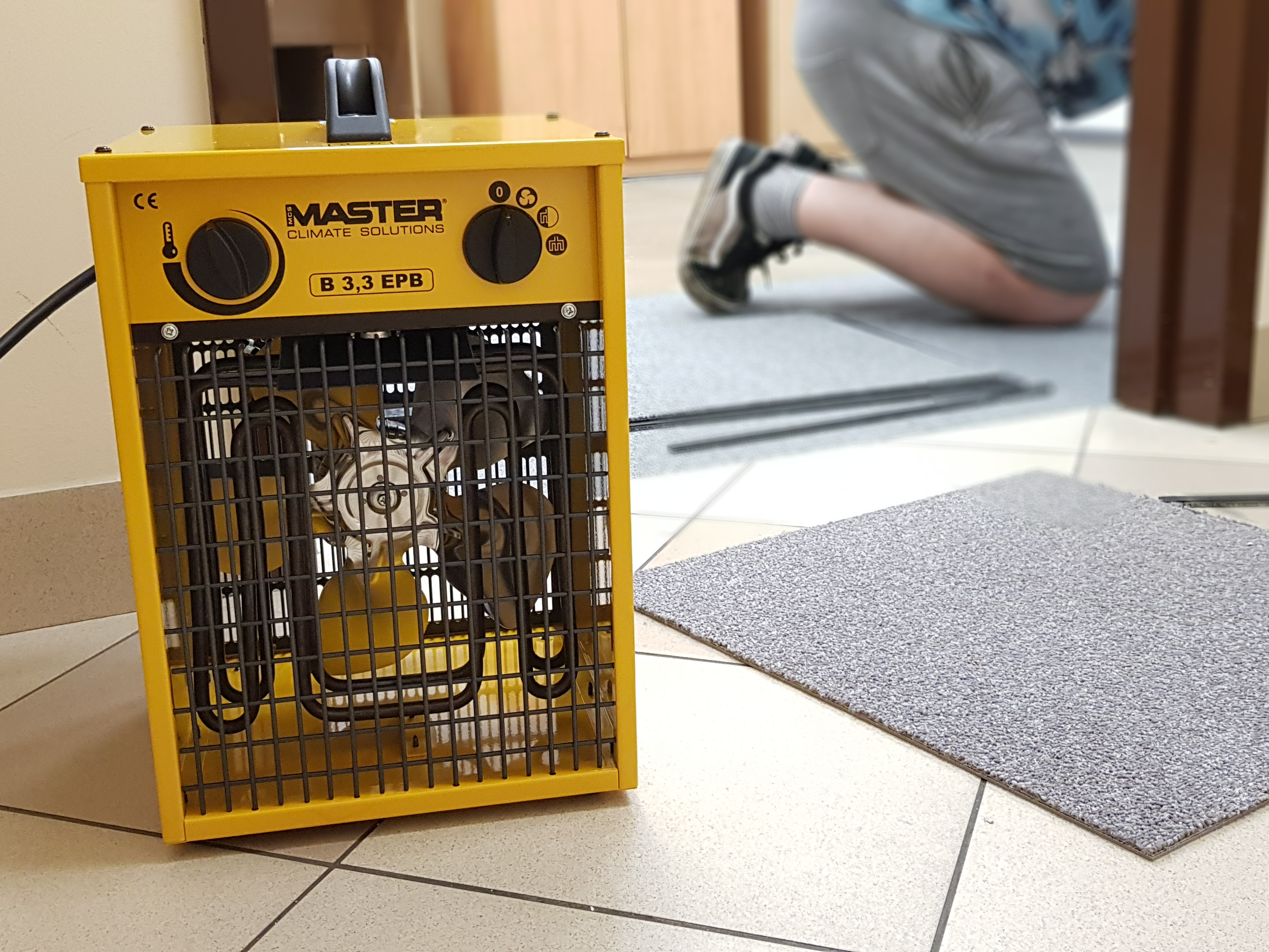 Master B 3 - piastrellista - Progetto Noleggi