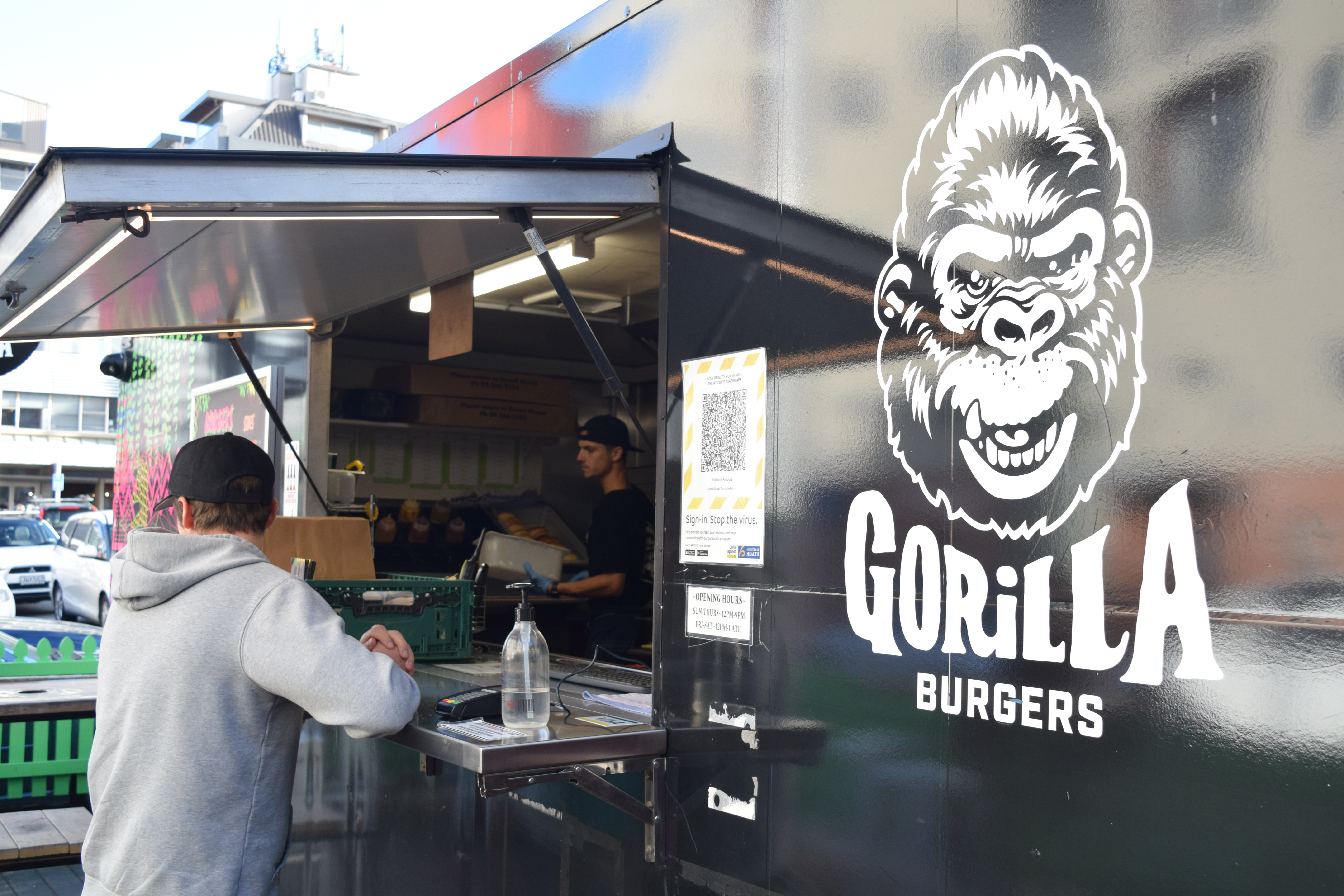 Gorilla Burger Leed Street Gorilla Burger Leed Street - HR