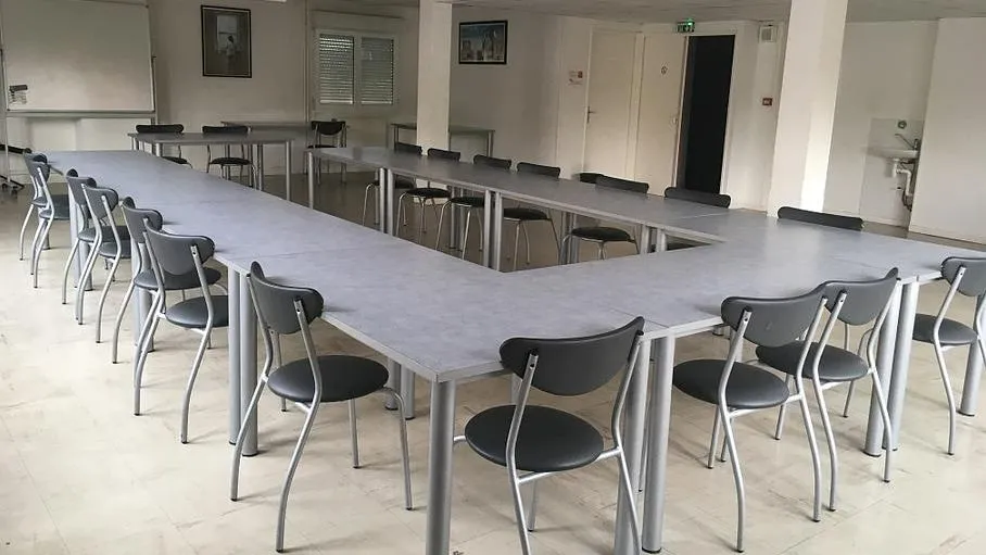 vue d'une des salles de formation du centre de formation orléans