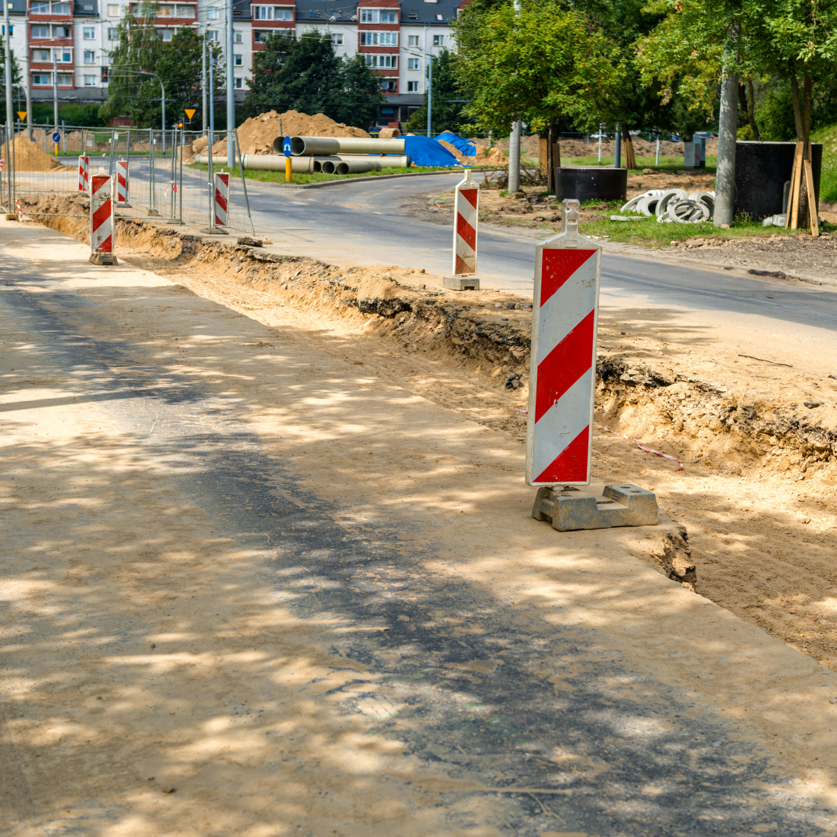 vue de travaux sur une voirie proche des réseaux enterrés