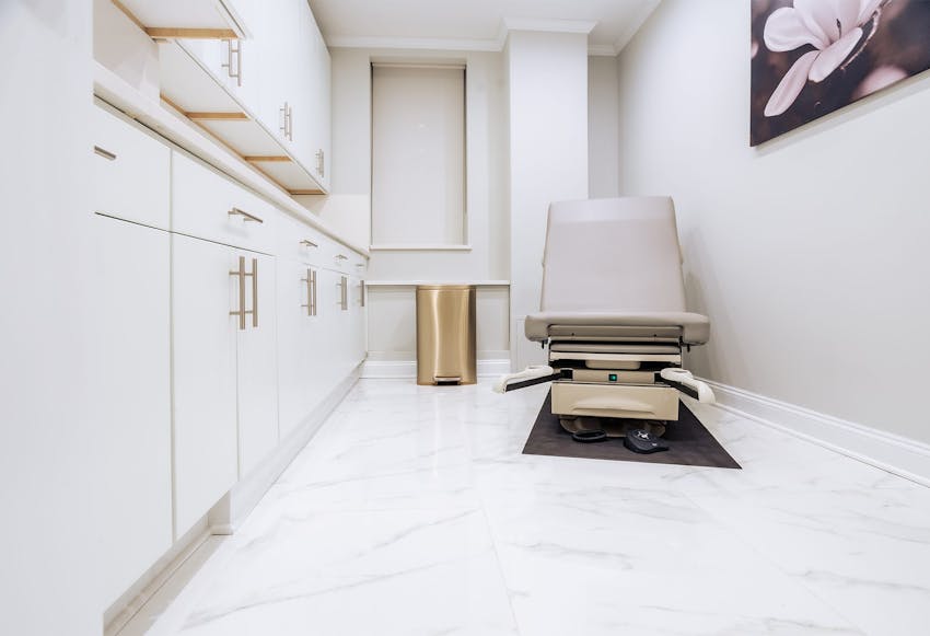 Patient exam room at Pelvic Pain Doc