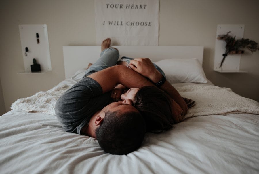 Lifehacker Feature:What You Need to Know About Pain During Sex
