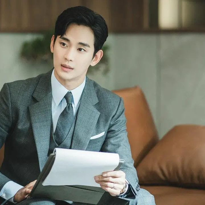 Watches As Seen On Kim Soo Hyun In 'Queen of Tears' Watches As Seen On Kim Soo Hyun In 'Queen of Tears'