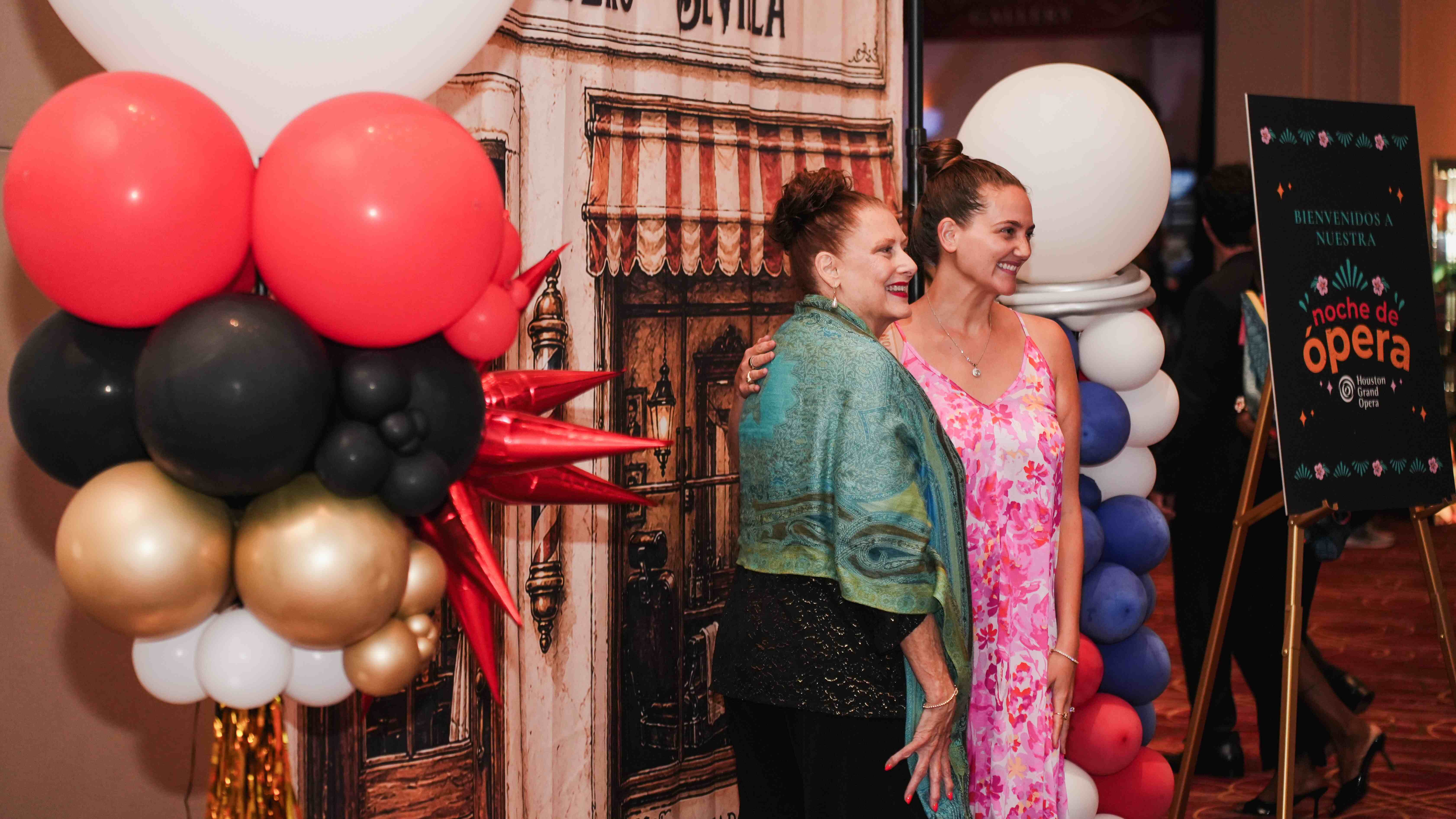 Noche de Opera at HGO.