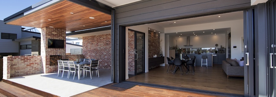 Image for 9 ways to design indoor outdoor living into your home