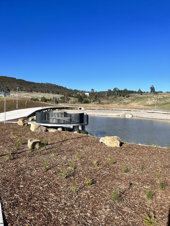Image for Cravens Crossing Pond in Cravens Rise