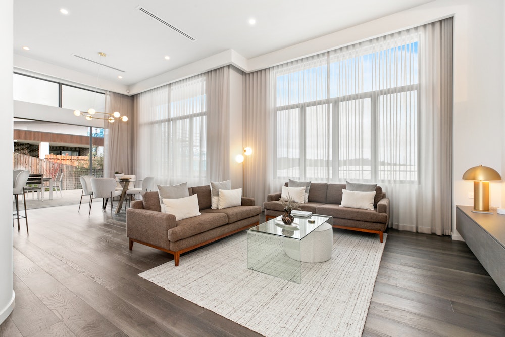 Image for The Como - Living