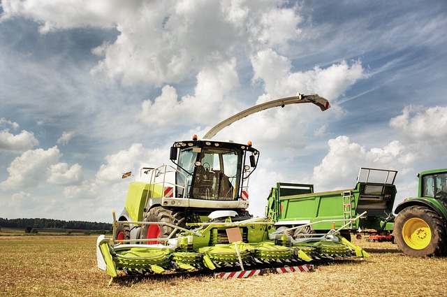 Zmiany w rolnictwie – zdalna kontrola maszyn rolniczych