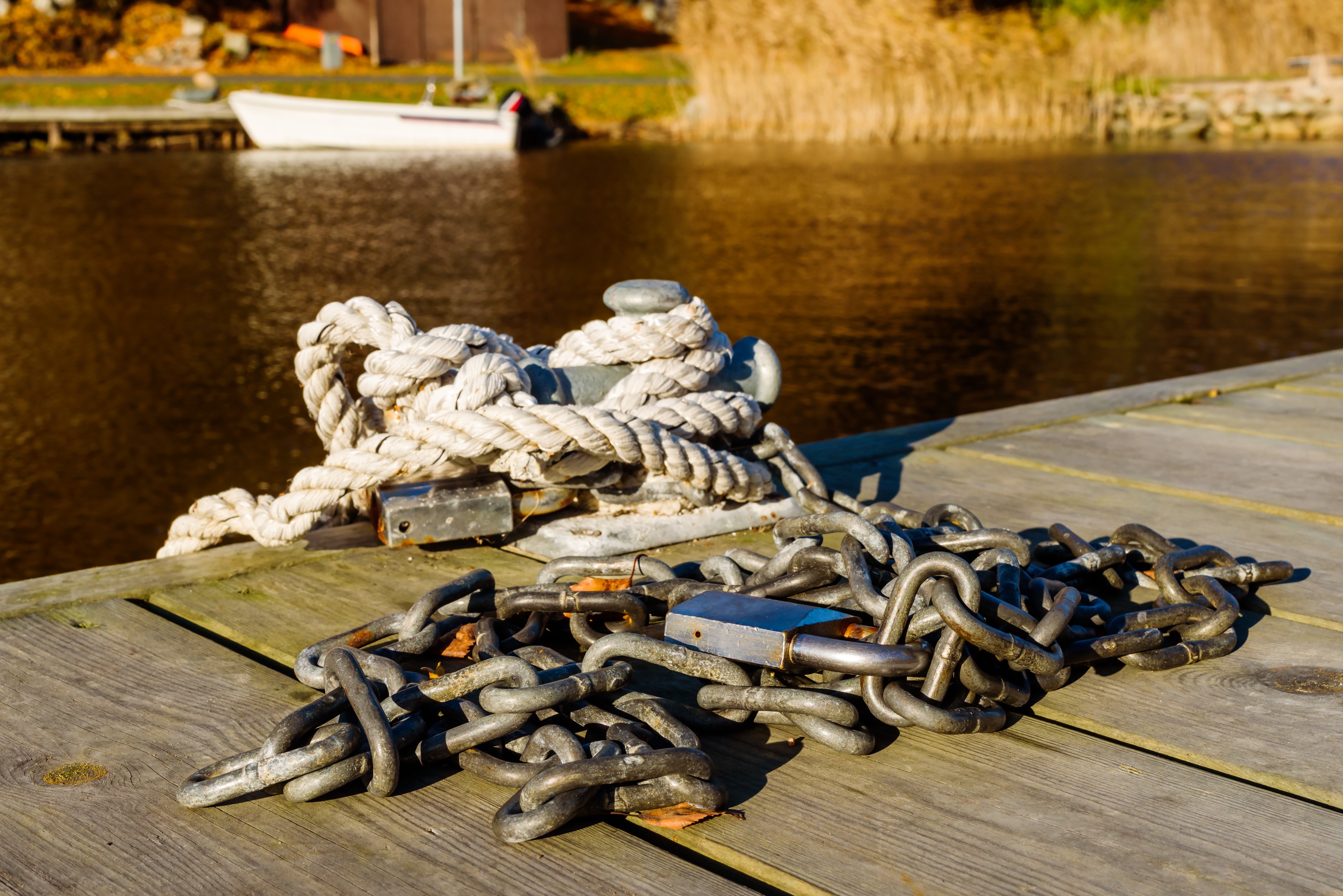 chains and rope on a boat dock