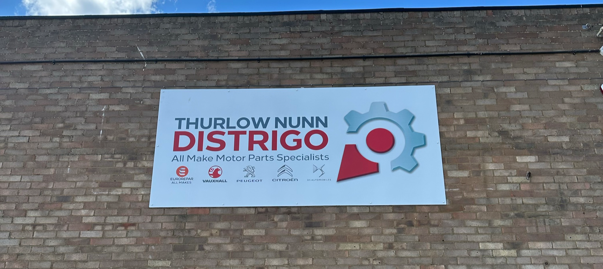 Thurlow Nunn Distrigo headquarters - Signage on building