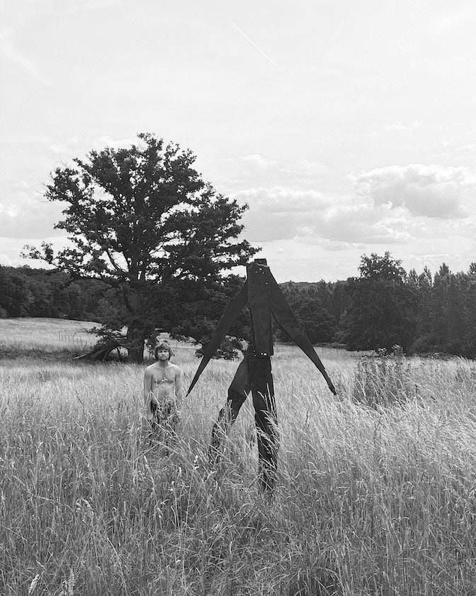 A Senseless Wanderer - 2023 - Skulptur - Holz(c) Carl von Pfeil