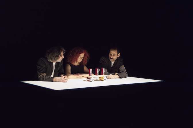 Rabih_Mroué_Lina Majdalanie_Mazen_Kerbaj_Borborygmus_FOTO_2_by_Bobby_Rogers