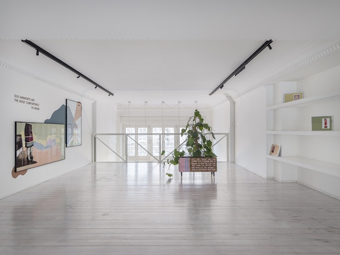 Sarah Kürten. the mind is natively vice. Sarah Kürten. Installation view at Spazio CUT. Photo Tiberio Sorvillo. Courtesy the artist and Spazio CUT