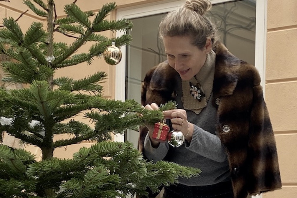 Susanne Barta shopping closet for christmas