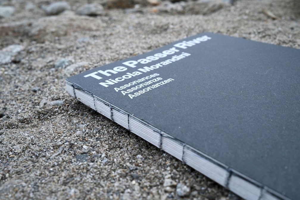 “The Passer River – Assonances”: il libro e la mostra