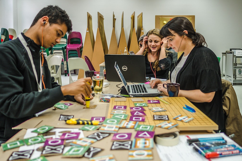 Game_jammers_By Jason Krüger - Wikimedia Deutschland e.V., CC BY-SA 4.0, httpscommons.wikimedia.orgwindex.phpc urid=44960470