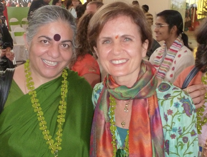 Foto_4_CON  VANDANA SHIVA