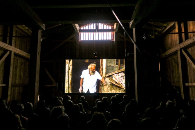 Der Viechmensch_Filmabend im Sterziner Moos Stadel_kuratiert für den Kunst und Kulturverein LURX (c) Elisa Barison