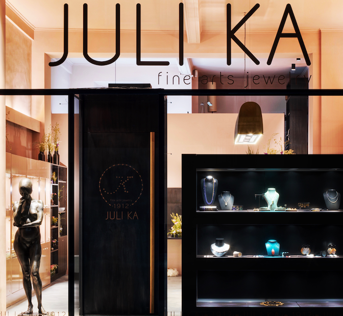 JULI KA Fine Arts Jewelry 7 © Günther Richard Wett
