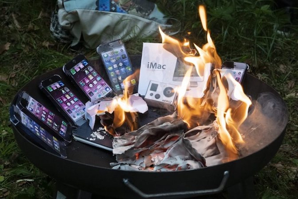 Karin Ferrari - The New Holy - Shamanic Mall Retreat (c) Daniel Jarsoch