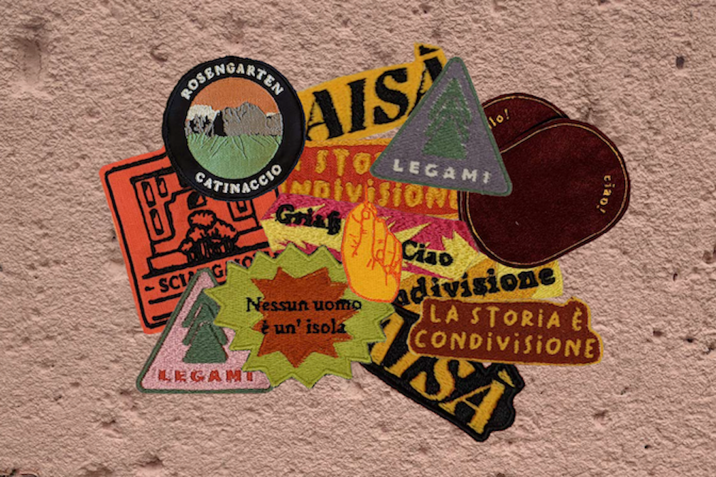 Elastica, Rattoparole e Pacco Abbraccio: tra gioco, parole e sensi