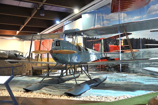 caproni 9
