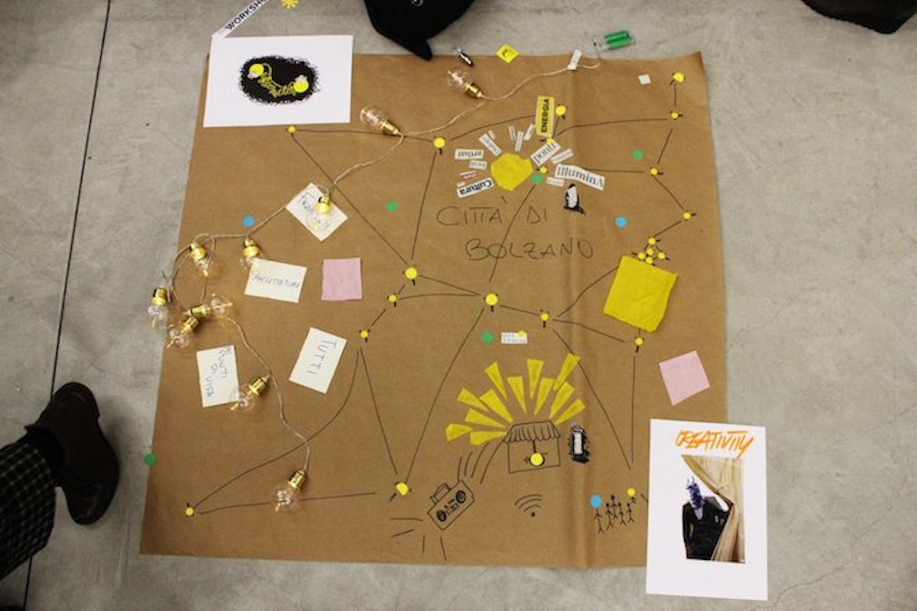 lightconnection_poster_cittá