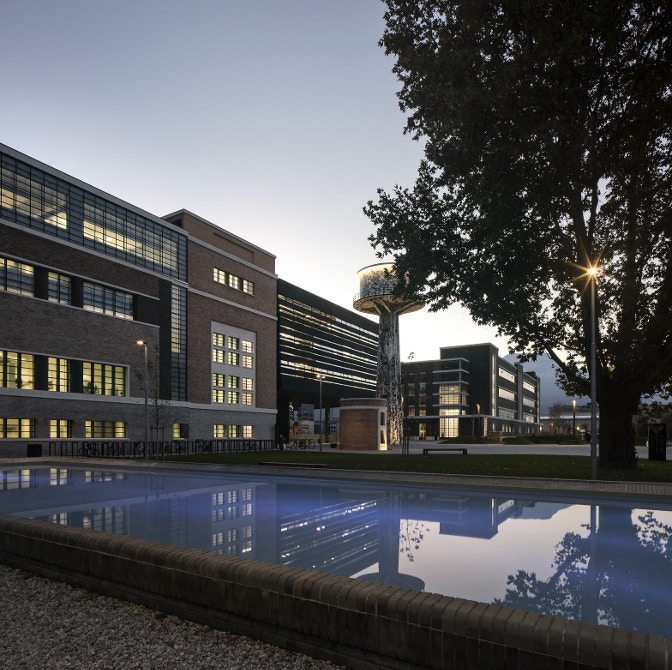 7. Claudio Lucchin e architetti associati_Polo scientifico e tecnologico_ Bolzano_foto Alessandra Chemollo - Copia - Copia