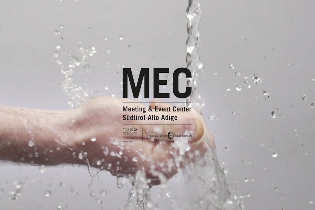 In der Schwebe zwischen Freiheit und Struktur: Roberta Mangano bei TEDx, die zweite, in Bozen