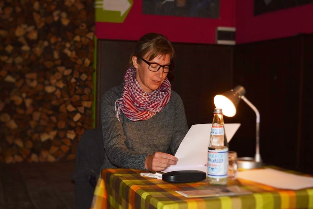 Engagierte Literatur in Zeiten des Spätkapitalismus: Autorin Jutta Blume