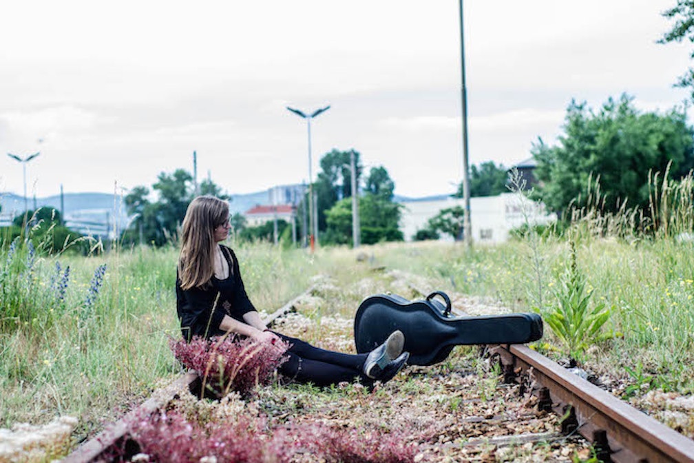 aNNika singer-songwriter