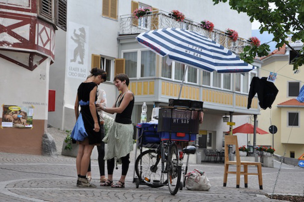 Maria Walcher - I pack my bag