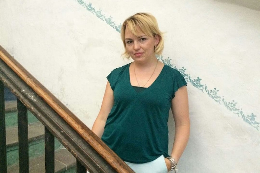 direkt & schmucklos – Simone Dark, Schriftstellerin