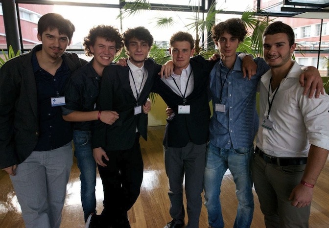 FlashBeing – The Real Network - Team