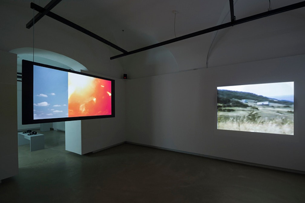 to take a landscape from, Daniel Jarosch