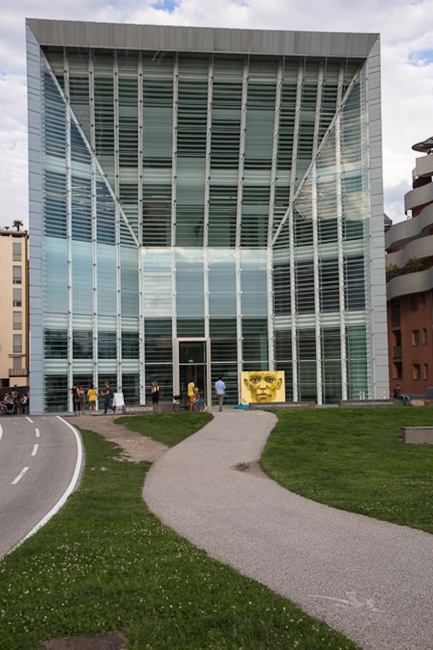 Intruders meets Insiders-Outsiders | Matteo Vegetti franzmagazine