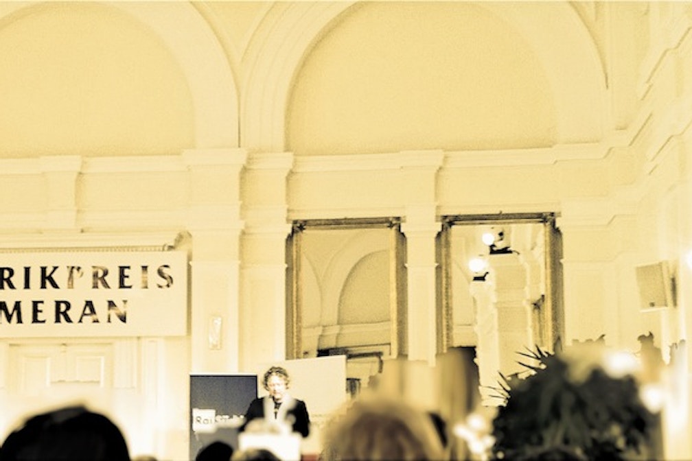 Meraner Lyrikpreis 2014 Der Preisträger Thomas Kunst bei seiner Lesung