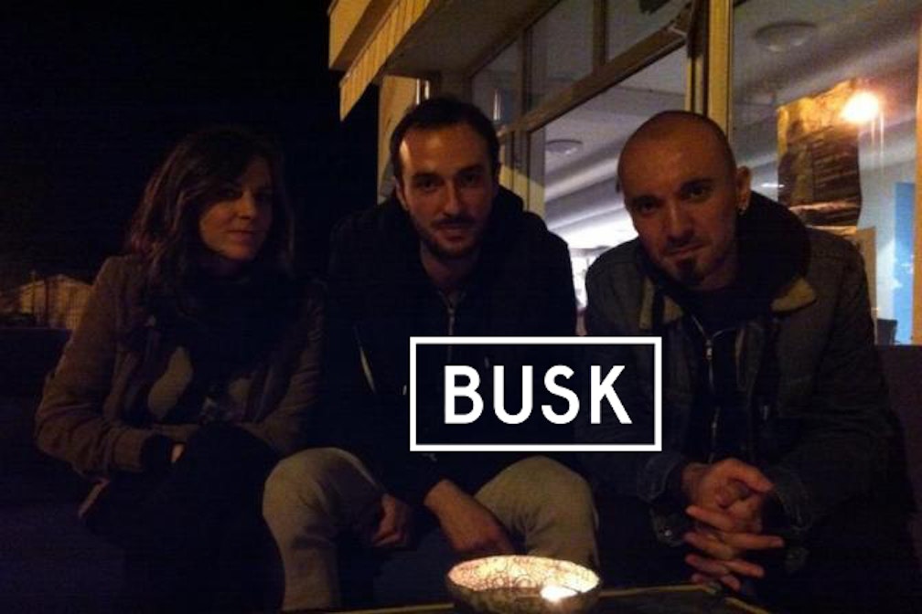 sunshrine_busk