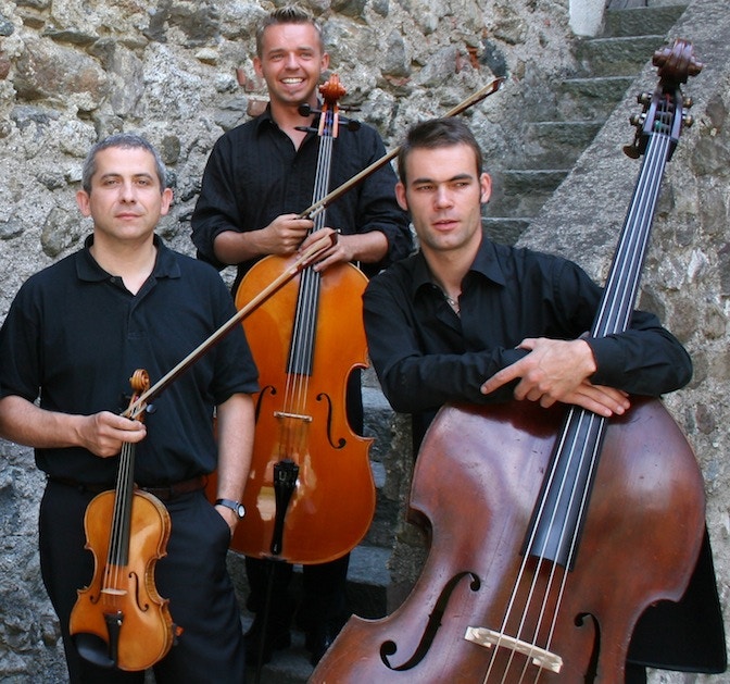 Trio Conductus