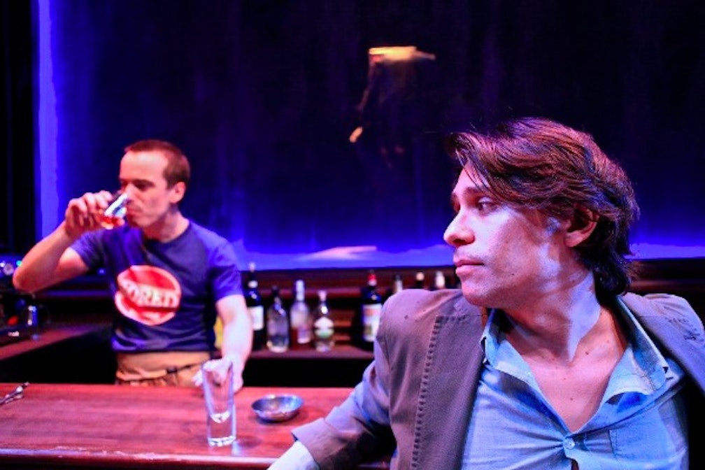 Theatre Quiz! Vinci “Forse tornerai dall’estero” di Andrea Montali