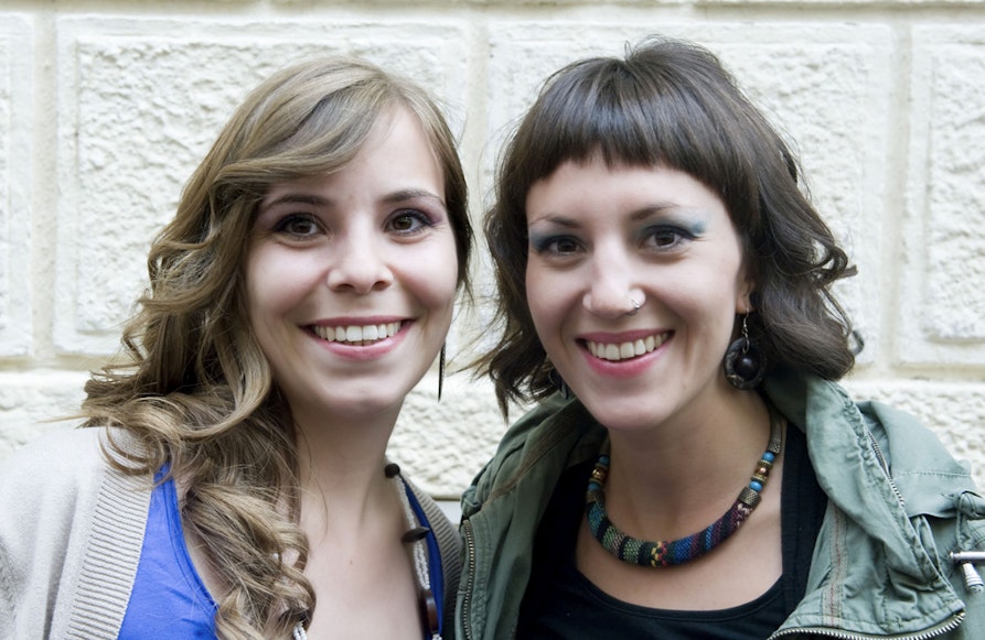 The curly Ladies of Piazza Erbe