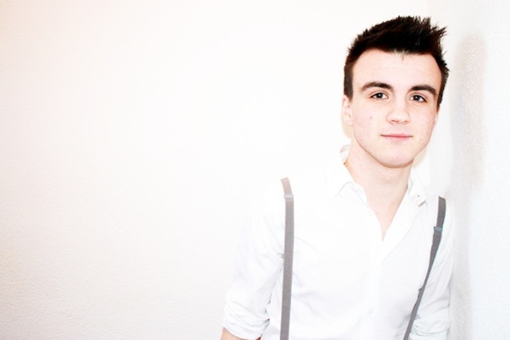 Schreiben + Theater = Zuhausegefühl + Energieentzug zugleich. Joachim Goller, Autor von foreignstr. 19, im Interview