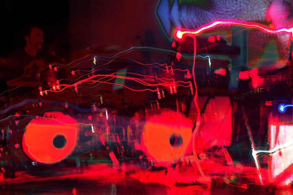 Uploadsounds, opening party con Satelliti e The Fabulous Beard