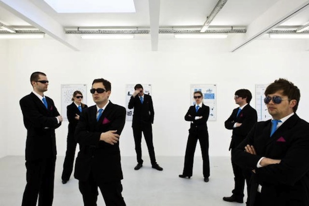 Blasbichlers Twentyone: Wie bestiehlt man eine Bank? Ausstellung in der Raika Brixen