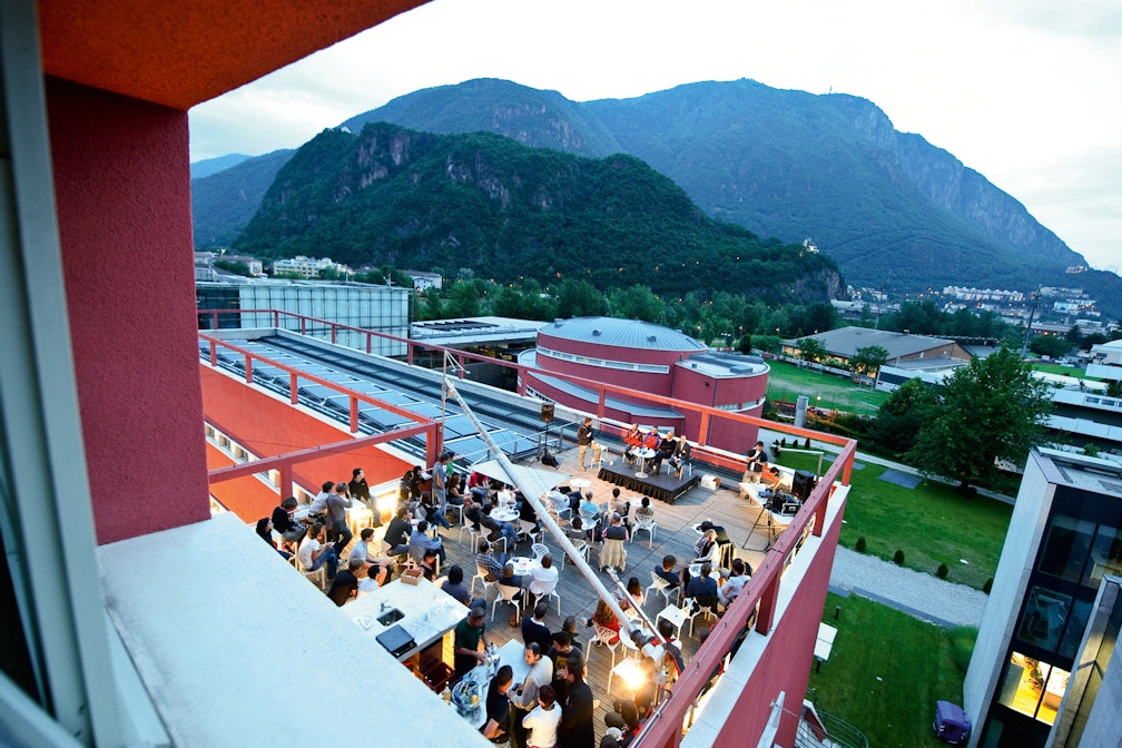 WEDNESDAY 30.5.2012: torna l’estate, torna la scienza in terrazza